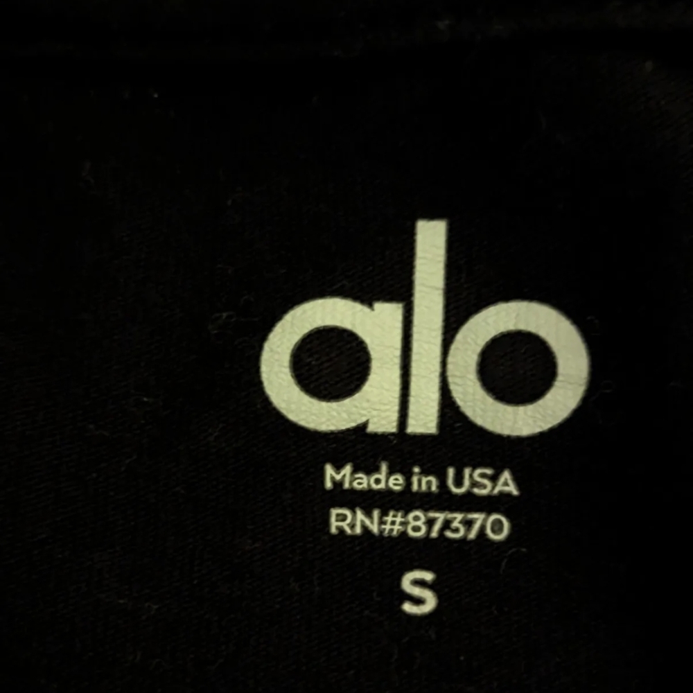 Alo long sleeve shirt